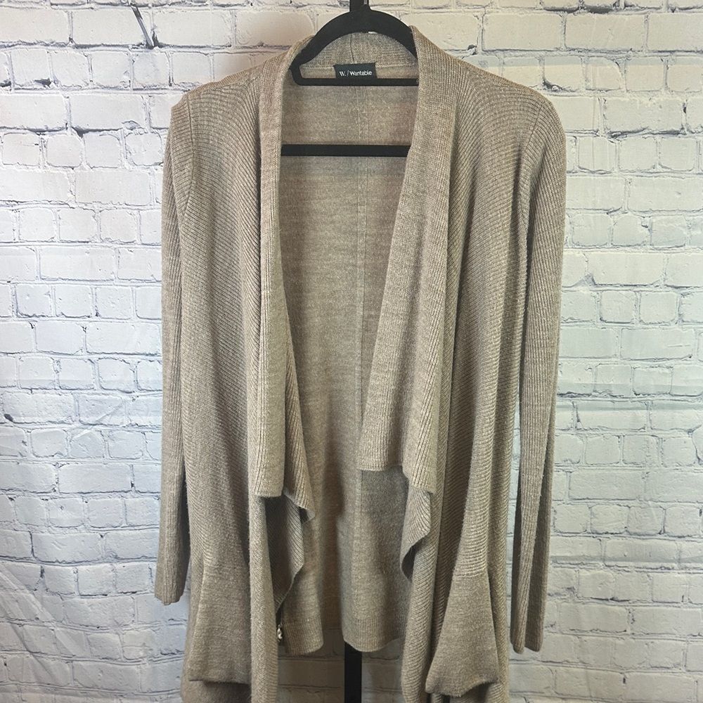 Elegant Beige Women's Cardigan
